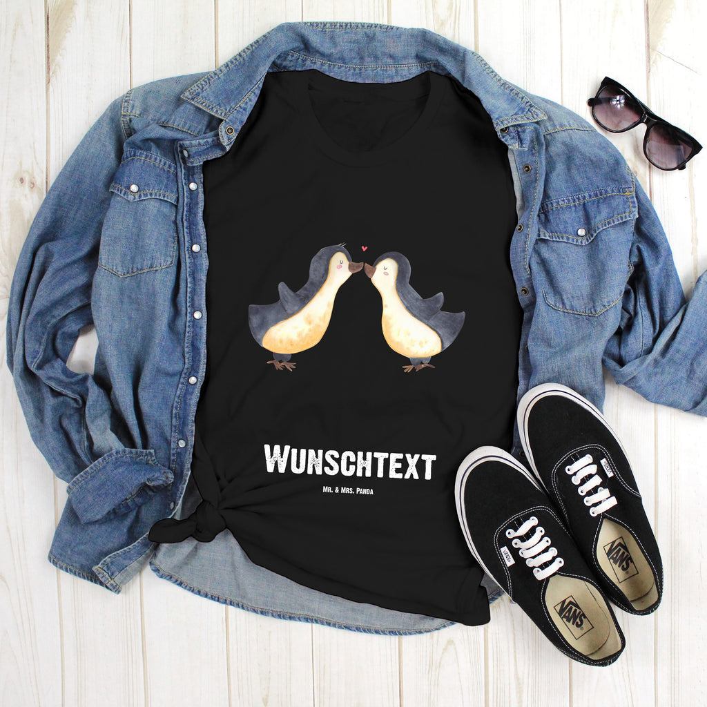 Größe S Personalisiertes T-Shirt Pinguin Liebe T-Shirt Personalisiert, T-Shirt mit Namen, T-Shirt mit Aufruck, Männer, Frauen, Liebe, Partner, Freund, Freundin, Ehemann, Ehefrau, Heiraten, Verlobung, Heiratsantrag, Liebesgeschenk, Jahrestag, Hocheitstag, Pinguin, Pinguine, Pinguin Paar, Pinguinpaar, Pinguin Liebe, Paar, Pärchen. Liebespaar, Liebesbeweis, Liebesspruch, Hochzeitstag, Geschenk Freund, Geschenk Freundin, Verlobte, Verlobter, Love, Geschenk Hochzeitstag, Geschenkidee, Hochzeit, Gastgeschenk