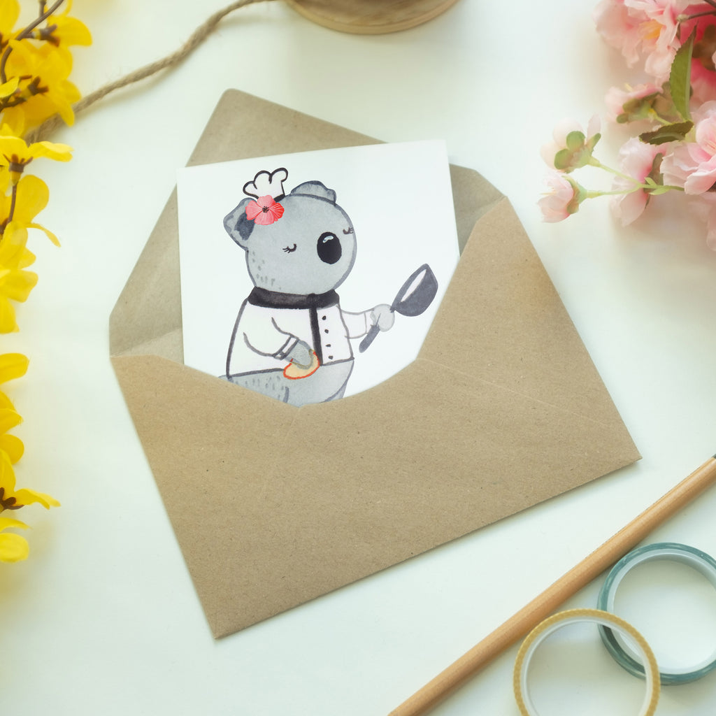 Personalisierte Grußkarte Beiköchin mit Herz Personalisierte Grußkarte, Personalisiertere Klappkarte, Personalisierte Einladungskarte, Personalisierte Glückwunschkarte, Personalisierte Hochzeitskarte, Personalisierte Geburtstagskarte, Grußkarte mit Namen, Grußkarte selber drucken, Grußkarte selbst gestalten, Grußkarte mit persönlichen Nachrichten, Grußkarte als Geldgeschenk, Grußkarten personalisiert, Beruf, Ausbildung, Jubiläum, Abschied, Rente, Kollege, Kollegin, Geschenk, Schenken, Arbeitskollege, Mitarbeiter, Firma, Danke, Dankeschön, Beiköchin, Spülhilfe, Hilfsköchin, Jungkoch, Küchenhilfe, Gastronomie, Restaurant, Köchin