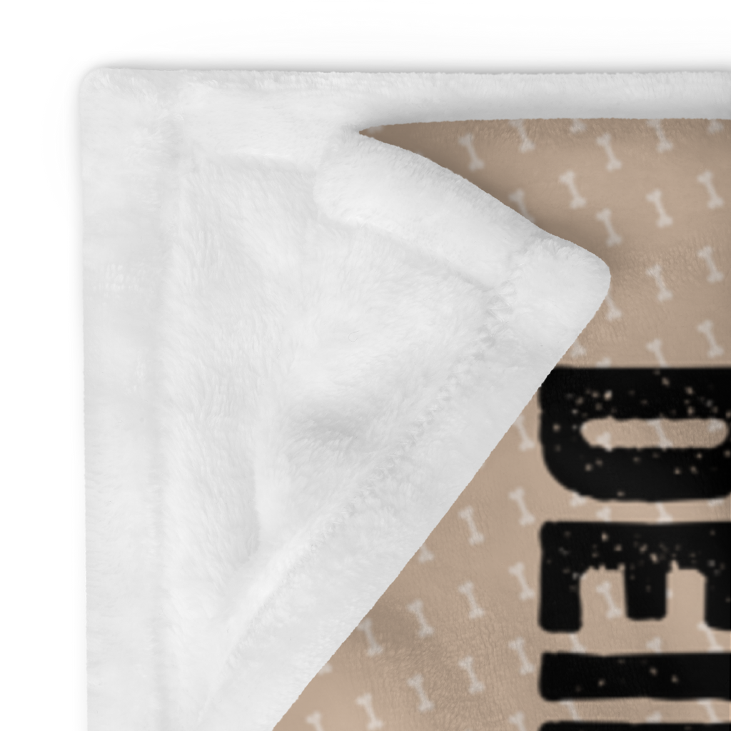 Personalisierte Decke Mops verliebt Personalisierte Decke, Decke mit Namen, Kuscheldecke mit Namen, Decke bedrucken, Kuscheldecke bedrucken, Hund, Hundemotiv, Haustier, Hunderasse, Tierliebhaber, Hundebesitzer, Sprüche, Mops, Möpse, Hundeliebe, verliebt, Liebe, Liebesspruch. Verlobt, Geschenk Freund, Partner