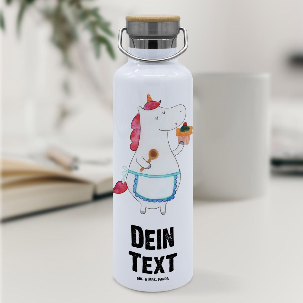 Personalisierte Trinkflasche Einhorn Küchenfee Personalisierte Trinkflasche, Trinkflasche mit Namen, Trinkflasche bedrucken, Flasche personalisiert, Trinkflasch mit Aufdruck, Trinkflasche Werbegeschenk, Namensaufdruck Trinkflasche, Sportflasche personalisiert, Trinkflasche Sport, Einhorn, Einhörner, Einhorn Deko, Pegasus, Unicorn, backen, Muffin, Motivation, Träumer, träumen, Bäckerin, Hobbykoch, Koch, Torte, Kuchen