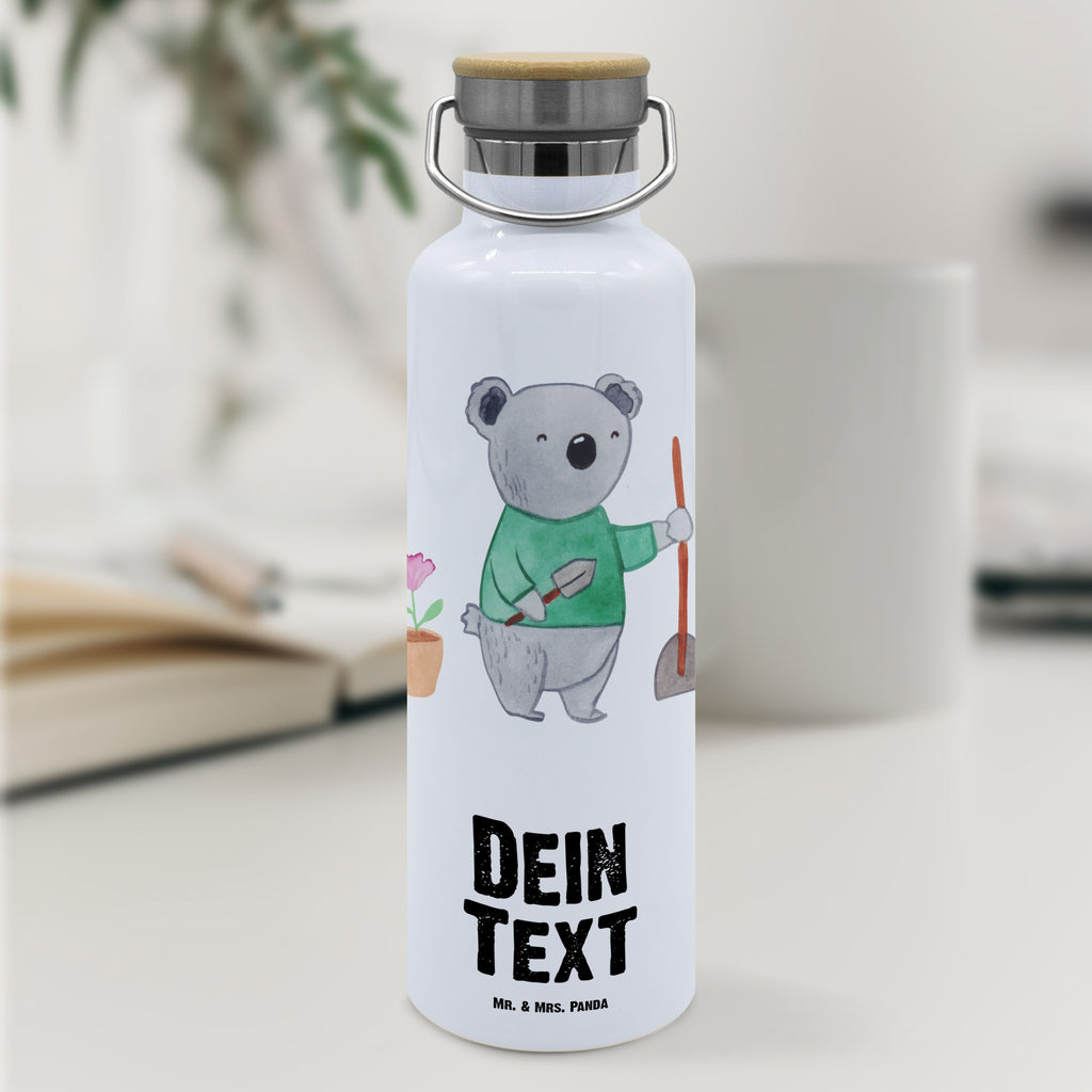 Personalisierte Trinkflasche Gärtner mit Herz Personalisierte Trinkflasche, Trinkflasche mit Namen, Trinkflasche bedrucken, Flasche personalisiert, Trinkflasch mit Aufdruck, Trinkflasche Werbegeschenk, Namensaufdruck Trinkflasche, Sportflasche personalisiert, Trinkflasche Sport, Beruf, Ausbildung, Jubiläum, Abschied, Rente, Kollege, Kollegin, Geschenk, Schenken, Arbeitskollege, Mitarbeiter, Firma, Danke, Dankeschön, Gärtner, Gartenplaner, Gärtnerei, Gartenbau, Hobbygärtner, Garten- und Landschaftsbauer