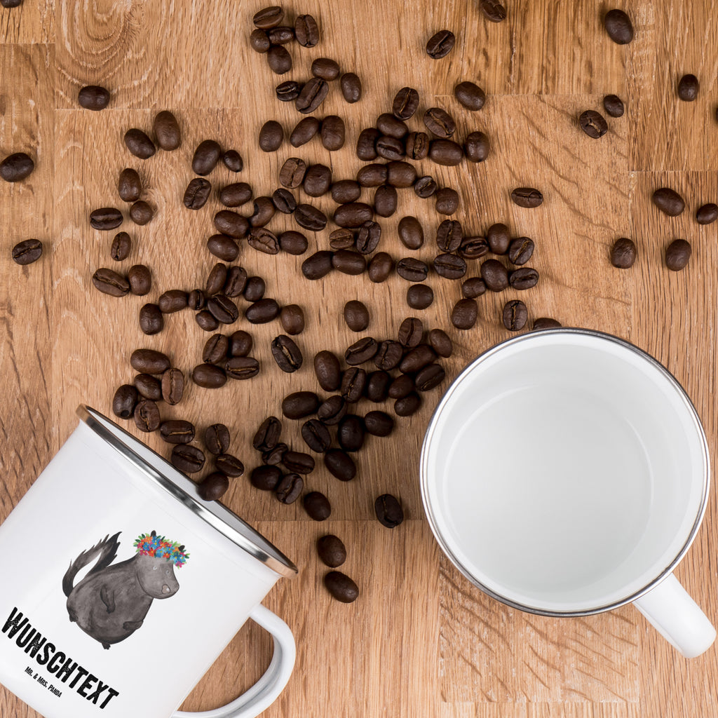 Personalisierte Emaille Tasse Stinktier Blumenmaedchen Emaille Tasse personalisiert, Emaille Tasse mit Namen, Campingtasse personalisiert, Namenstasse, Campingtasse bedrucken, Campinggeschirr personalsisert, Stinktier, Skunk, Wildtier, Raubtier, Stinker, Stinki, Yoga, Namaste, Lebe, Liebe, Lache