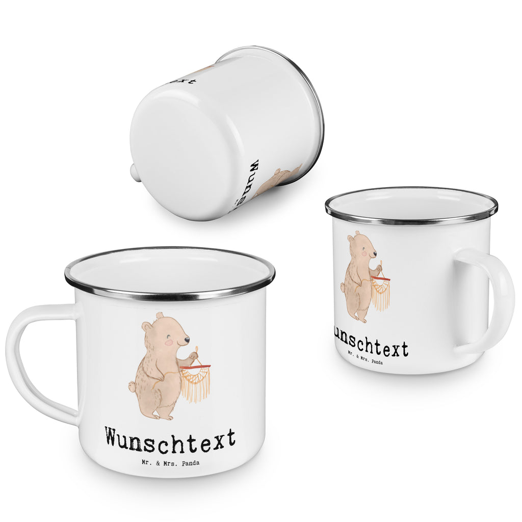 Personalisierte Emaille Tasse Bär Makramee Tage Emaille Tasse personalisiert, Emaille Tasse mit Namen, Campingtasse personalisiert, Namenstasse, Campingtasse bedrucken, Campinggeschirr personalsisert, Geschenk, Sport, Sportart, Hobby, Schenken, Danke, Dankeschön, Auszeichnung, Gewinn, Sportler, Makramee, Basteln, Basteln mit Makramee