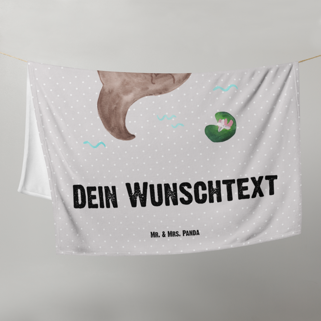 Babydecke mit Namen Otter mit Seerose Babdyecke personalisiert, Babydecke mit Namen, Babydecke bedrucken, Babygeschenk personalisiet, Babygeschenk mit Namen, Krabbeldecke mit Namen, Krabbeldecke personalisiert, Otter, Fischotter, Seeotter, Otter Seeotter See Otter
