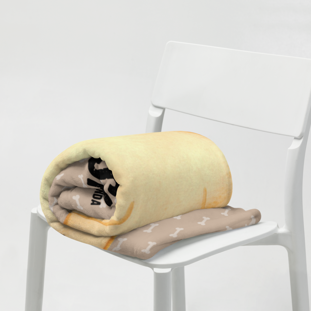 Babydecke mit Namen Mops Krone Babdyecke personalisiert, Babydecke mit Namen, Babydecke bedrucken, Babygeschenk personalisiet, Babygeschenk mit Namen, Krabbeldecke mit Namen, Krabbeldecke personalisiert, Hund, Hundemotiv, Haustier, Hunderasse, Tierliebhaber, Hundebesitzer, Sprüche, Mops, allergisch, kinderlos, Hausregel, Hundebesitzer. Spruch, lustig