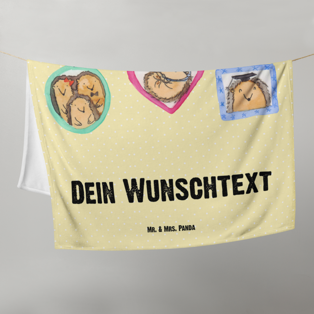 Babydecke mit Namen Igel Familie Babdyecke personalisiert, Babydecke mit Namen, Babydecke bedrucken, Babygeschenk personalisiet, Babygeschenk mit Namen, Krabbeldecke mit Namen, Krabbeldecke personalisiert, Familie, Vatertag, Muttertag, Bruder, Schwester, Mama, Papa, Oma, Opa, Liebe, Igel, Bilder, Zusammenhalt, Glück