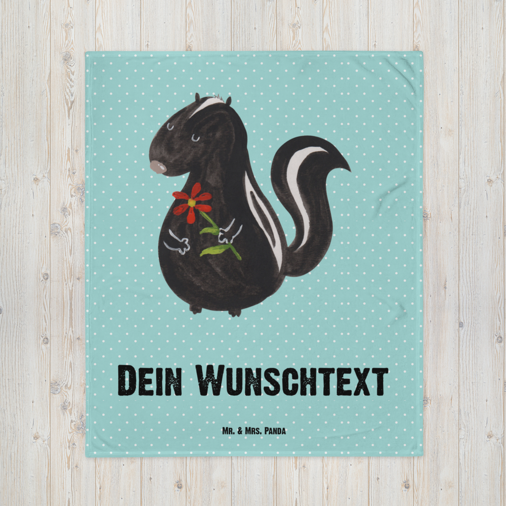 Babydecke mit Namen Stinktier Blume Babdyecke personalisiert, Babydecke mit Namen, Babydecke bedrucken, Babygeschenk personalisiet, Babygeschenk mit Namen, Krabbeldecke mit Namen, Krabbeldecke personalisiert, Stinktier, Skunk, Wildtier, Raubtier, Stinker, Stinki, Tagträumer, verträumt, Dreams, Träume