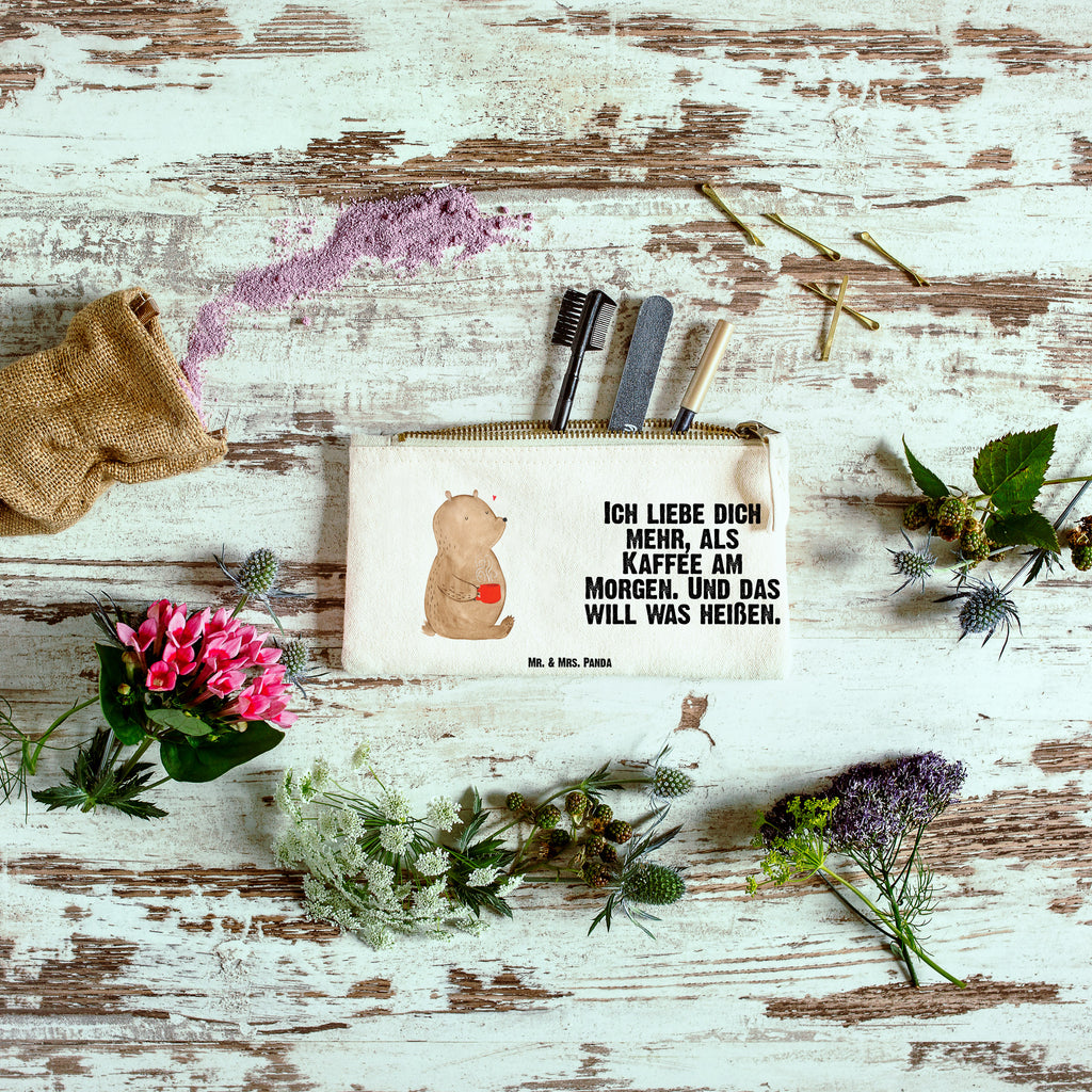 Schminktasche Bär Morgenkaffee Valentinstag, Geschenk für Frauen, Liebesgeschenk, Jahrestag, Hochzeitstag, Mitbringsel, Geschenk für Freundin, Geschenk für Partner, Freund, Liebesbeweis, für Männer, für Ehemann Schminktasche, Kosmetiktasche, Kosmetikbeutel, Stiftemäppchen, Etui, Federmappe, Makeup, XXL, Schminketui, Kosmetiketui, Schlamperetui  Liebe,  Partner, Freund, Freundin, Ehemann, Ehefrau, Heiraten, Verlobung, Heiratsantrag, Liebesgeschenk, Jahrestag, Hocheitstag