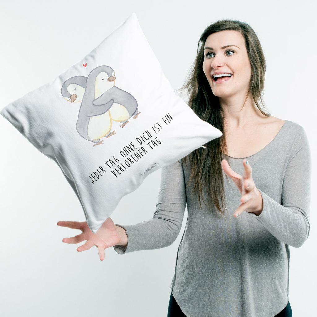 40x40 Kissen Pinguine Kuscheln Kissenhülle, Kopfkissen, Sofakissen, Dekokissen, Motivkissen, Liebe, Partner, Freund, Freundin, Ehemann, Ehefrau, Heiraten, Verlobung, Heiratsantrag, Liebesgeschenk, Jahrestag, Hocheitstag, Valentinstag, Geschenk für Frauen, Hochzeitstag, Mitbringsel, Geschenk für Freundin, Geschenk für Partner, Liebesbeweis, für Männer, für Ehemann