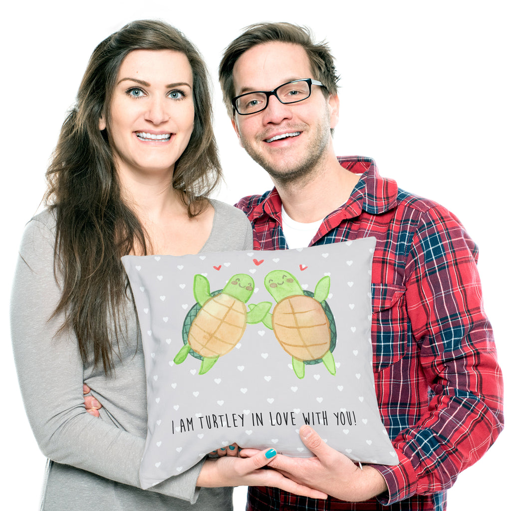 40x40 Kissen Schildkröten Paar Kissenhülle, Kopfkissen, Sofakissen, Dekokissen, Motivkissen, Liebe, Partner, Freund, Freundin, Ehemann, Ehefrau, Heiraten, Verlobung, Heiratsantrag, Liebesgeschenk, Jahrestag, Hocheitstag, Valentinstag, Geschenk für Frauen, Hochzeitstag, Mitbringsel, Geschenk für Freundin, Geschenk für Partner, Liebesbeweis, für Männer, für Ehemann