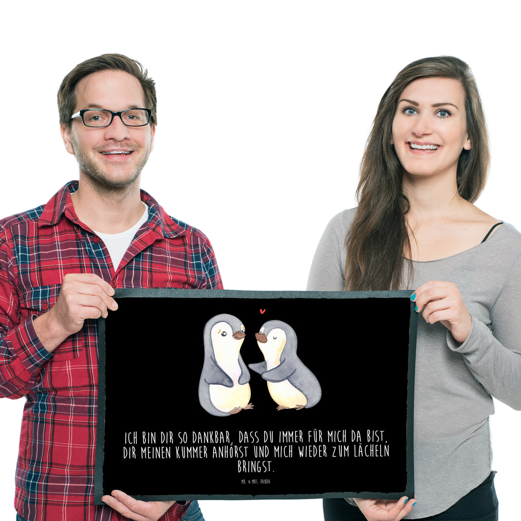 Fußmatte Pinguine trösten Türvorleger, Schmutzmatte, Fußabtreter, Matte, Schmutzfänger, Fußabstreifer, Schmutzfangmatte, Türmatte, Motivfußmatte, Haustürmatte, Vorleger, Liebe, Partner, Freund, Freundin, Ehemann, Ehefrau, Heiraten, Verlobung, Heiratsantrag, Liebesgeschenk, Jahrestag, Hocheitstag, Valentinstag, Geschenk für Frauen, Hochzeitstag, Mitbringsel, Geschenk für Freundin, Geschenk für Partner, Liebesbeweis, für Männer, für Ehemann