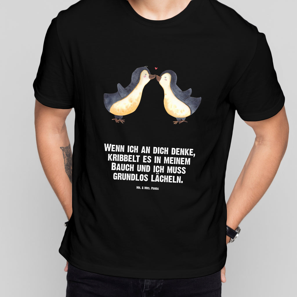Größe XXL T-Shirt Pinguine Kuss T-Shirt, Shirt, Tshirt, Lustiges T-Shirt, T-Shirt mit Spruch, Party, Junggesellenabschied, Jubiläum, Geburstag, Herrn, Damen, Männer, Frauen, Schlafshirt, Nachthemd, Sprüche, Liebe, Partner, Freund, Freundin, Ehemann, Ehefrau, Heiraten, Verlobung, Heiratsantrag, Liebesgeschenk, Jahrestag, Hocheitstag, Valentinstag, Geschenk für Frauen, Hochzeitstag, Mitbringsel, Geschenk für Freundin, Geschenk für Partner, Liebesbeweis, für Männer, für Ehemann