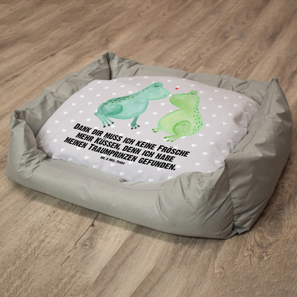 Hundebett Frosch Liebe Hundebett, Hundeliege, Liegeplatz, Hund, Hundekörbchen, Körbchen, Tierbett, Hundebett Luxus, Hundekissen, Hundesofa, Hundeschlafplatz, Hundebettchen, Hundemöbel, Hundedecke, Liebe, Partner, Freund, Freundin, Ehemann, Ehefrau, Heiraten, Verlobung, Heiratsantrag, Liebesgeschenk, Jahrestag, Hocheitstag, Verliebt, Verlobt, Verheiratet, Geschenk Freundin, Geschenk Freund, Liebesbeweis, Hochzeitstag, Geschenk Hochzeit, Frosch, Frösche, Froschkönig, Fröschchen