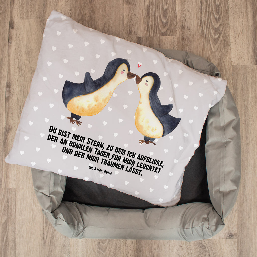 Hundebett Pinguin Liebe Hundebett, Hundeliege, Liegeplatz, Hund, Hundekörbchen, Körbchen, Tierbett, Hundebett Luxus, Hundekissen, Hundesofa, Hundeschlafplatz, Hundebettchen, Hundemöbel, Hundedecke, Liebe, Partner, Freund, Freundin, Ehemann, Ehefrau, Heiraten, Verlobung, Heiratsantrag, Liebesgeschenk, Jahrestag, Hocheitstag, Pinguin, Pinguine, Pinguin Paar, Pinguinpaar, Pinguin Liebe, Paar, Pärchen. Liebespaar, Liebesbeweis, Liebesspruch, Hochzeitstag, Geschenk Freund, Geschenk Freundin, Verlobte, Verlobter, Love, Geschenk Hochzeitstag, Geschenkidee, Hochzeit, Gastgeschenk