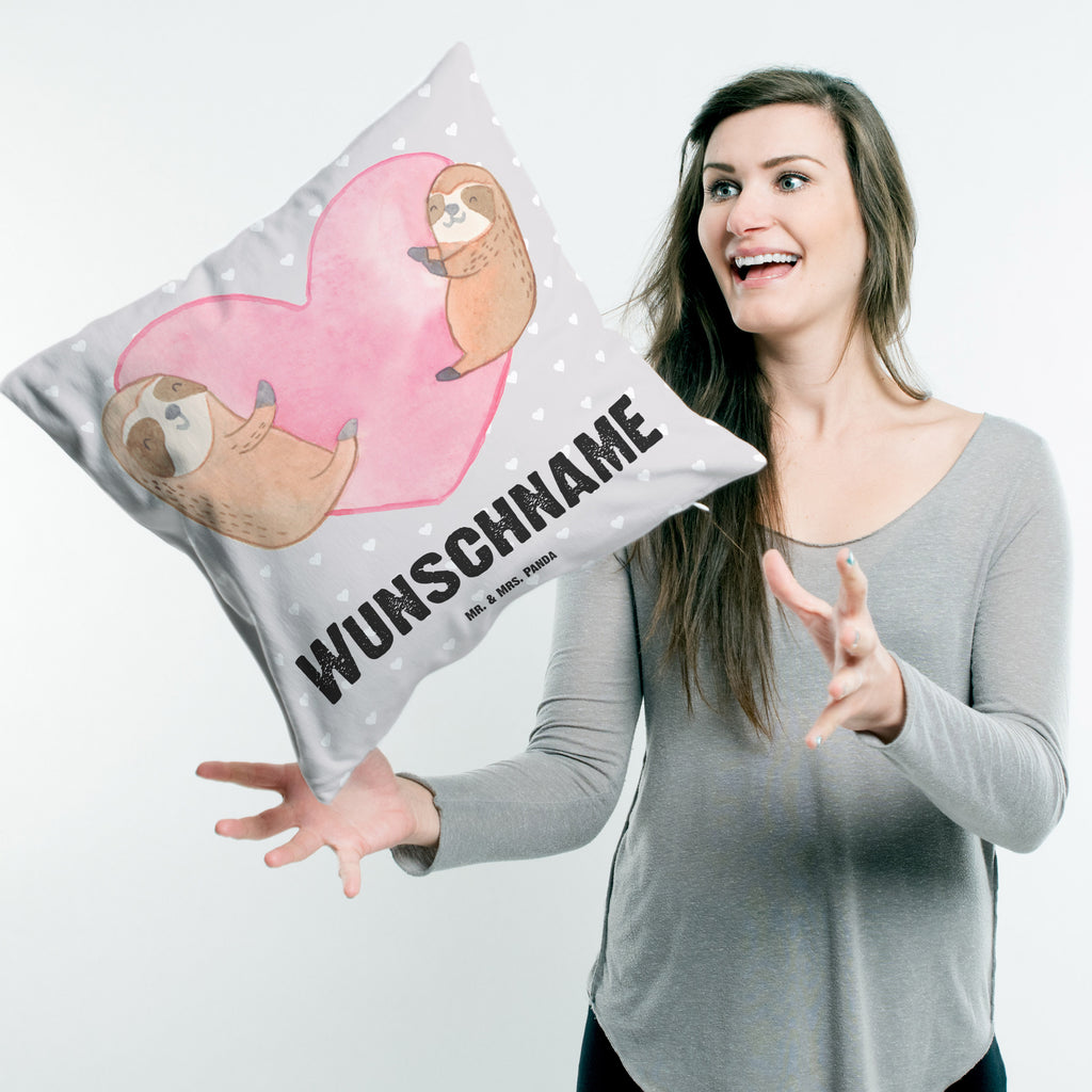 Personalisiertes Kissen Faultiere Herz Kissen, personalisiert, Name, Wunschname, bedrucken, Kopfkissen, Liebe, Partner, Freund, Freundin, Ehemann, Ehefrau, Heiraten, Verlobung, Heiratsantrag, Liebesgeschenk, Jahrestag, Hocheitstag, Valentinstag, Geschenk für Frauen, Hochzeitstag, Mitbringsel, Geschenk für Freundin, Geschenk für Partner, Liebesbeweis, für Männer, für Ehemann