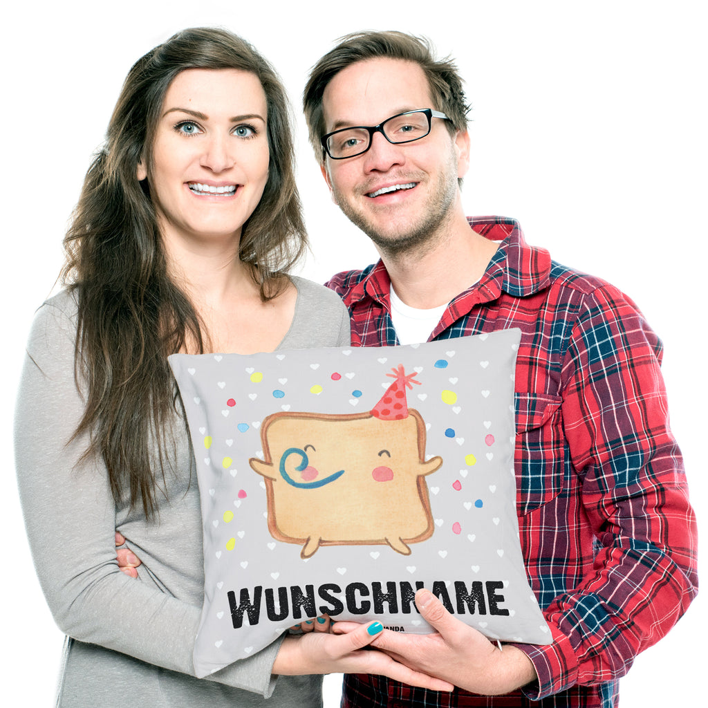 Personalisiertes Kissen Toast Party Kissen, personalisiert, Name, Wunschname, bedrucken, Kopfkissen, Liebe, Partner, Freund, Freundin, Ehemann, Ehefrau, Heiraten, Verlobung, Heiratsantrag, Liebesgeschenk, Jahrestag, Hocheitstag, Valentinstag, Geschenk für Frauen, Hochzeitstag, Mitbringsel, Geschenk für Freundin, Geschenk für Partner, Liebesbeweis, für Männer, für Ehemann