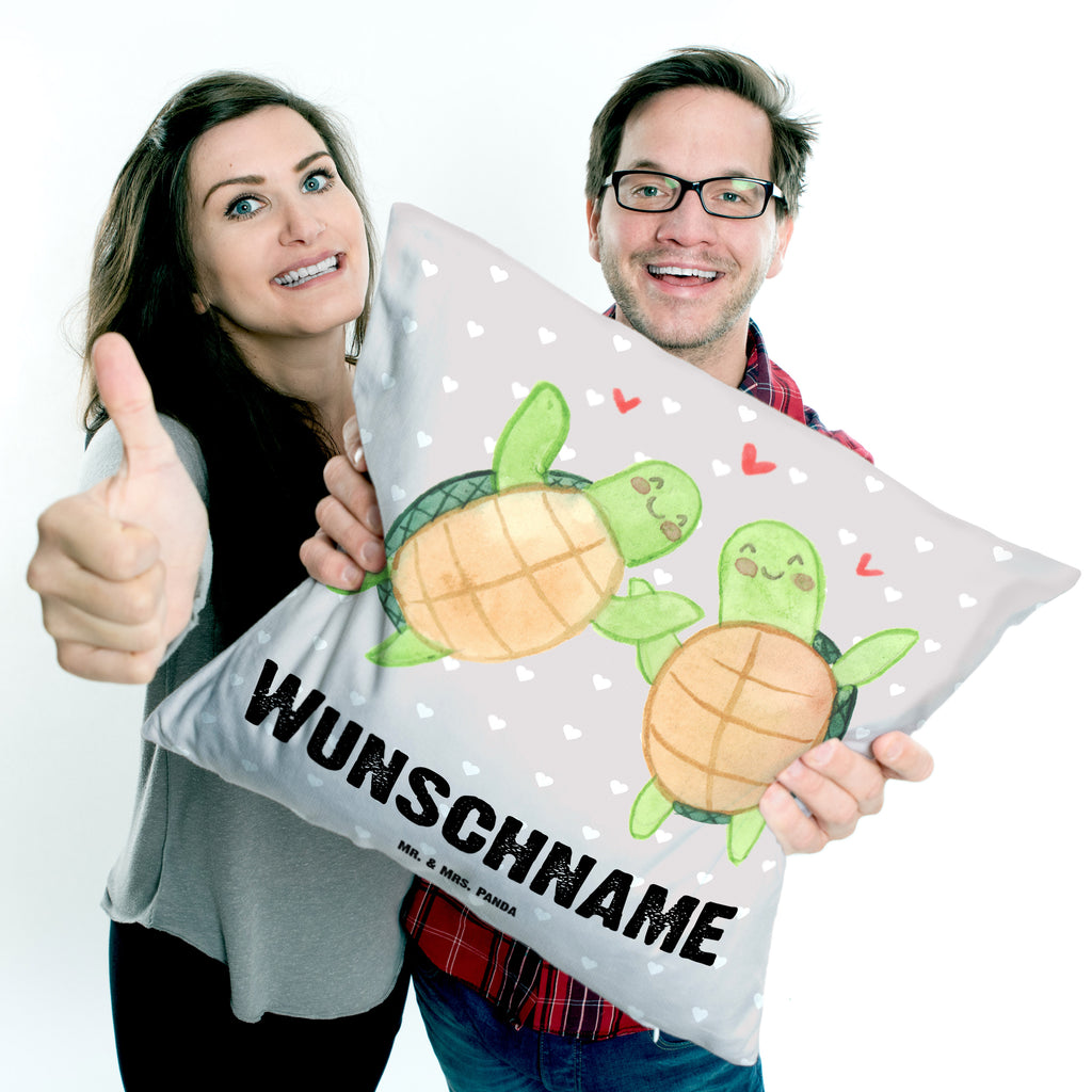 Personalisiertes Kissen Schildkröten Paar Kissen, personalisiert, Name, Wunschname, bedrucken, Kopfkissen, Liebe, Partner, Freund, Freundin, Ehemann, Ehefrau, Heiraten, Verlobung, Heiratsantrag, Liebesgeschenk, Jahrestag, Hocheitstag, Valentinstag, Geschenk für Frauen, Hochzeitstag, Mitbringsel, Geschenk für Freundin, Geschenk für Partner, Liebesbeweis, für Männer, für Ehemann