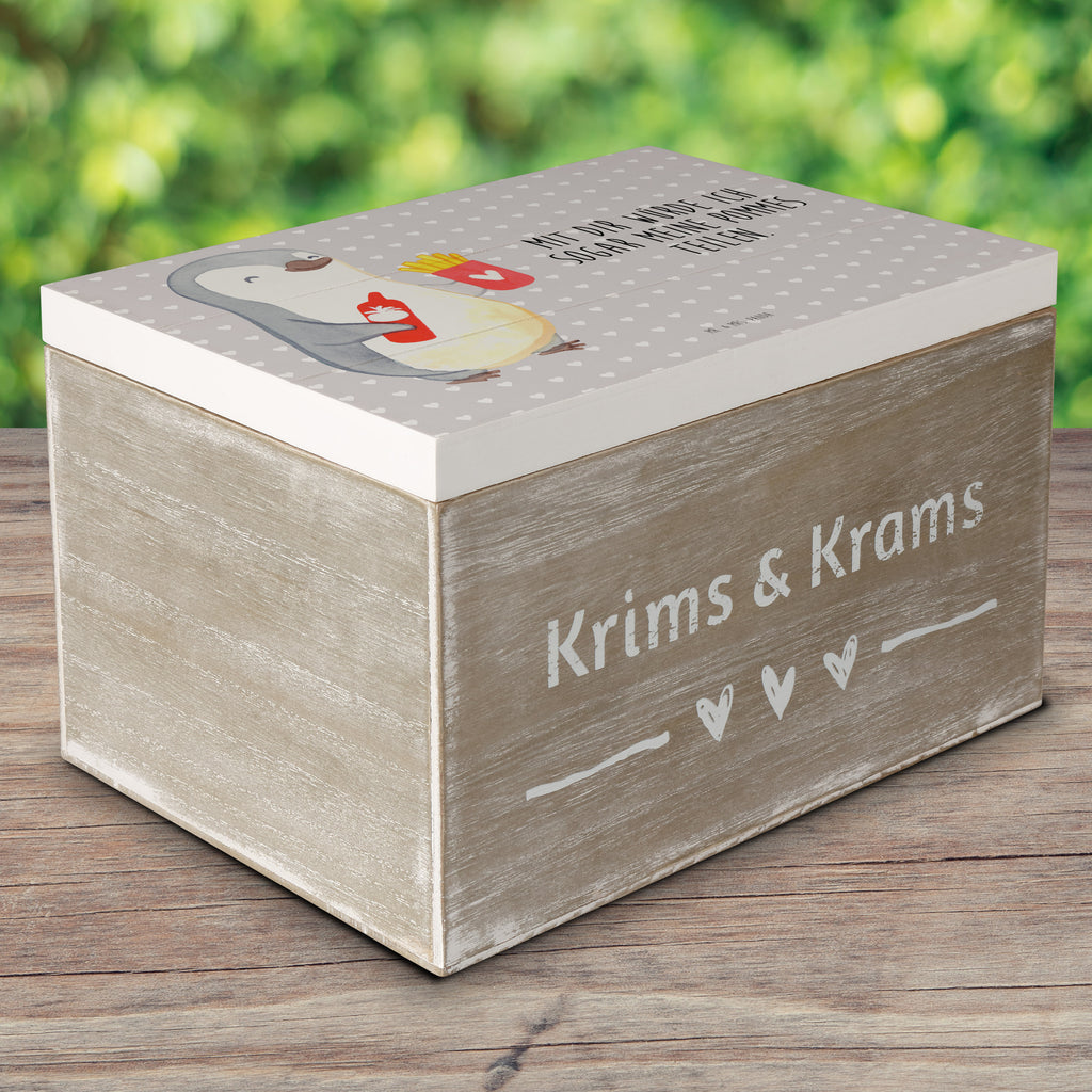 Holzkiste Pinguin Pommes Valentinstag, Geschenk für Frauen, Liebesgeschenk, Jahrestag, Hochzeitstag, Mitbringsel, Geschenk für Freundin, Geschenk für Partner, Freund, Liebesbeweis, für Männer, für Ehemann Holzkiste, Kiste, Schatzkiste, Truhe, Schatulle, XXL,  Erinnerungsbox, Erinnerungskiste, Dekokiste, Aufbewahrungsbox  Liebe,  Partner, Freund, Freundin, Ehemann, Ehefrau, Heiraten, Verlobung, Heiratsantrag, Liebesgeschenk, Jahrestag, Hocheitstag