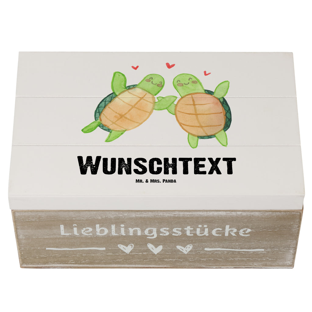 Personalisierte Holzkiste Schildkröten Paar Holzkiste mit Namen, Kiste mit Namen, Schatzkiste mit Namen, Truhe mit Namen, Schatulle mit Namen, Erinnerungsbox mit Namen, Erinnerungskiste, mit Namen, Dekokiste mit Namen, Aufbewahrungsbox mit Namen, Holzkiste Personalisiert, Kiste Personalisiert, Schatzkiste Personalisiert, Truhe Personalisiert, Schatulle Personalisiert, Erinnerungsbox Personalisiert, Erinnerungskiste Personalisiert, Dekokiste Personalisiert, Aufbewahrungsbox Personalisiert, Liebe, Partner, Freund, Freundin, Ehemann, Ehefrau, Heiraten, Verlobung, Heiratsantrag, Liebesgeschenk, Jahrestag, Hocheitstag, Valentinstag, Geschenk für Frauen, Hochzeitstag, Mitbringsel, Geschenk für Freundin, Geschenk für Partner, Liebesbeweis, für Männer, für Ehemann
