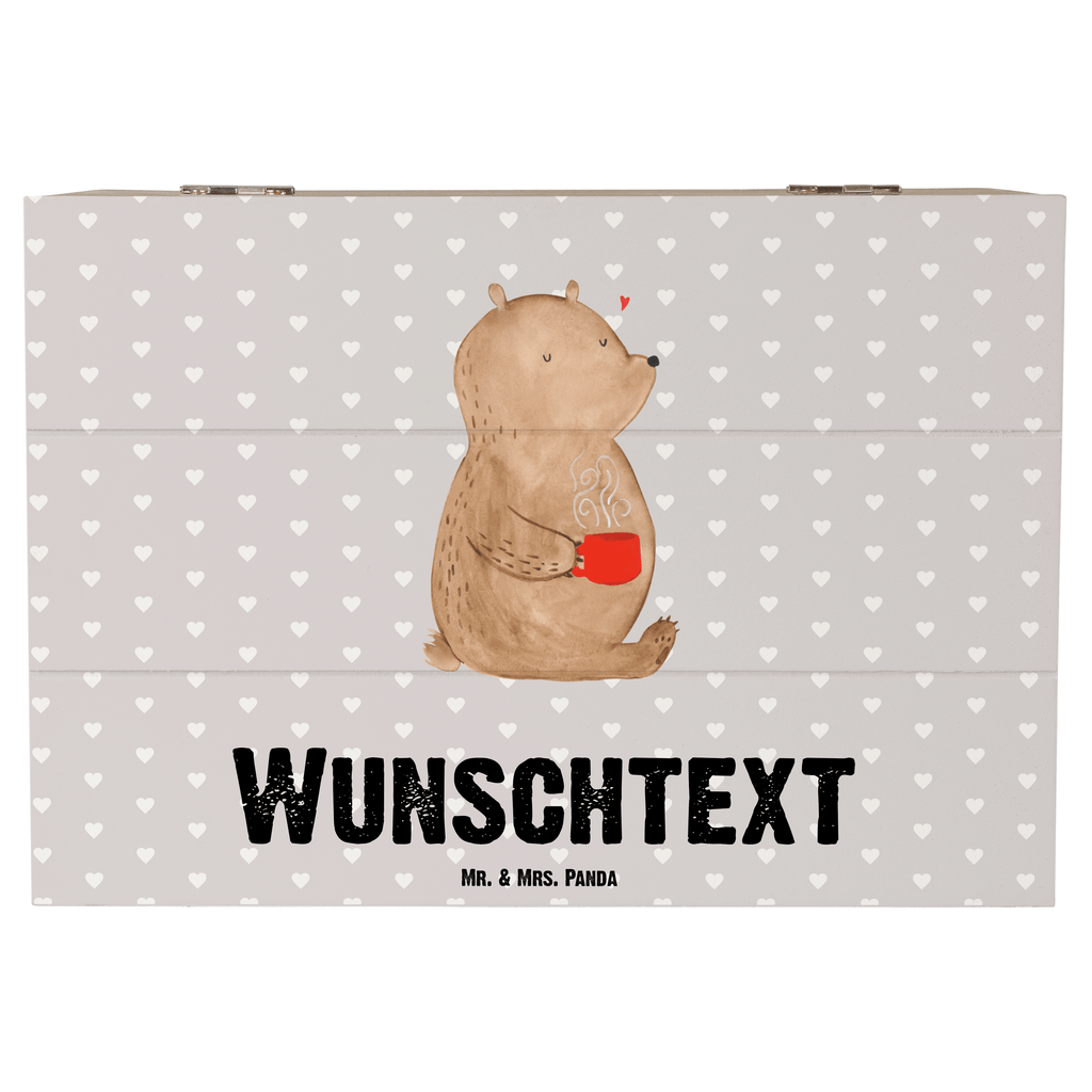 Personalisierte Holzkiste Bär Morgenkaffee Holzkiste mit Namen, Kiste mit Namen, Schatzkiste mit Namen, Truhe mit Namen, Schatulle mit Namen, Erinnerungsbox mit Namen, Erinnerungskiste, mit Namen, Dekokiste mit Namen, Aufbewahrungsbox mit Namen, Holzkiste Personalisiert, Kiste Personalisiert, Schatzkiste Personalisiert, Truhe Personalisiert, Schatulle Personalisiert, Erinnerungsbox Personalisiert, Erinnerungskiste Personalisiert, Dekokiste Personalisiert, Aufbewahrungsbox Personalisiert, Liebe, Partner, Freund, Freundin, Ehemann, Ehefrau, Heiraten, Verlobung, Heiratsantrag, Liebesgeschenk, Jahrestag, Hocheitstag, Valentinstag, Geschenk für Frauen, Hochzeitstag, Mitbringsel, Geschenk für Freundin, Geschenk für Partner, Liebesbeweis, für Männer, für Ehemann