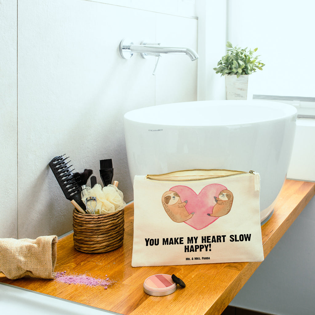 Schminktasche Faultiere Herz Valentinstag, Geschenk für Frauen, Liebesgeschenk, Jahrestag, Hochzeitstag, Mitbringsel, Geschenk für Freundin, Geschenk für Partner, Freund, Liebesbeweis, für Männer, für Ehemann Schminktasche, Kosmetiktasche, Kosmetikbeutel, Stiftemäppchen, Etui, Federmappe, Makeup, XXL, Schminketui, Kosmetiketui, Schlamperetui  Liebe,  Partner, Freund, Freundin, Ehemann, Ehefrau, Heiraten, Verlobung, Heiratsantrag, Liebesgeschenk, Jahrestag, Hocheitstag