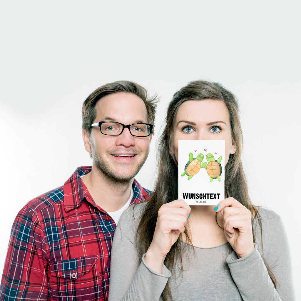 Personalisierte Postkarte Schildkröten Paar Postkarte mit Namen, Postkarte bedrucken, Postkarte mit Wunschtext, Postkarte personalisierbar, Geschenkkarte mit Namen, Grußkarte mit Namen, Karte mit Namen, Einladung mit Namen, Ansichtskarte mit Namen, Geschenkkarte mit Wunschtext, Grußkarte mit Wunschtext, Karte mit Wunschtext, Einladung mit Wunschtext, Ansichtskarte mit Wunschtext, Liebe, Partner, Freund, Freundin, Ehemann, Ehefrau, Heiraten, Verlobung, Heiratsantrag, Liebesgeschenk, Jahrestag, Hocheitstag, Valentinstag, Geschenk für Frauen, Hochzeitstag, Mitbringsel, Geschenk für Freundin, Geschenk für Partner, Liebesbeweis, für Männer, für Ehemann