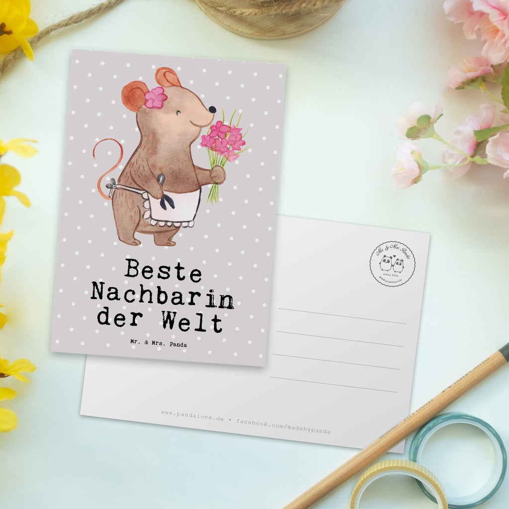 Postkarte Maus Beste Nachbarin der Welt Geschenkkarte, Grußkarte, Karte, Einladung, Ansichtskarte, Geburtstagskarte, Einladungskarte, Dankeskarte, für, Dankeschön, Geschenk, Schenken, Geburtstag, Geburtstagsgeschenk, Geschenkidee, Danke, Bedanken, Mitbringsel, Freude machen, Geschenktipp, Nachbarin, Nachbarn, Nachbarschaft, Freundin, Angrenzer, Anwohnerin, Bewohnerin, Freundschaft