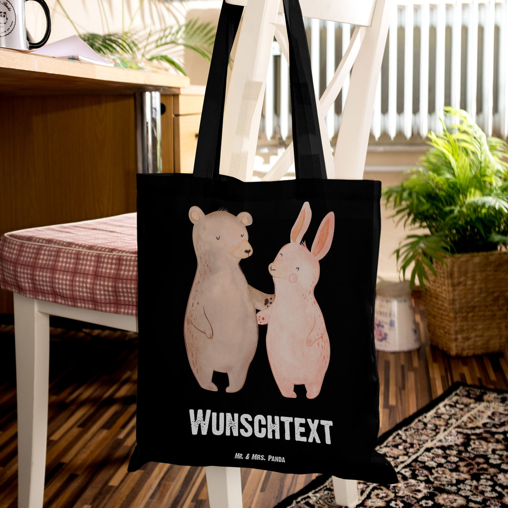 Personalisierte Tragetasche Bär Hase Umarmen Personalisierte Beuteltasche, Personalisierter Beutel, Personalisierte Einkaufstasche, Personalisierter Jutebeutel, Personalisierter Stoffbeutel, Tragetasche mit Namen, Einkaufstasche mit Namen, Stoffbeutel mit Namen, Personalisierte Tasche, Personalisierte Jutetasche, Personalisierte Kindergartentasche, Liebe, Partner, Freund, Freundin, Ehemann, Ehefrau, Heiraten, Verlobung, Heiratsantrag, Liebesgeschenk, Jahrestag, Hocheitstag, Freunde, bester Freund, Hase, Bär, Bärchen, best friends