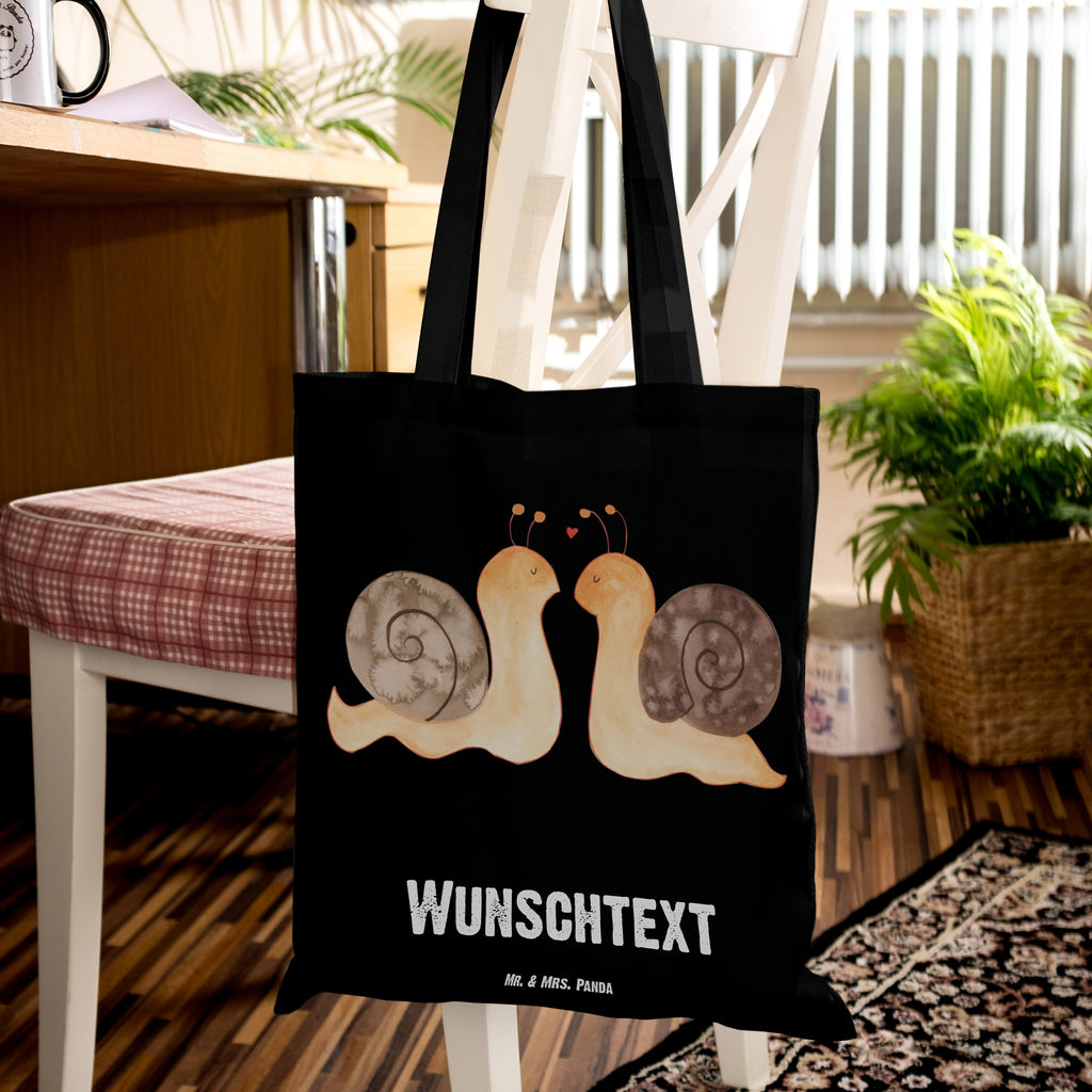Personalisierte Tragetasche Schnecken Liebe Personalisierte Beuteltasche, Personalisierter Beutel, Personalisierte Einkaufstasche, Personalisierter Jutebeutel, Personalisierter Stoffbeutel, Tragetasche mit Namen, Einkaufstasche mit Namen, Stoffbeutel mit Namen, Personalisierte Tasche, Personalisierte Jutetasche, Personalisierte Kindergartentasche, Liebe, Partner, Freund, Freundin, Ehemann, Ehefrau, Heiraten, Verlobung, Heiratsantrag, Liebesgeschenk, Jahrestag, Hocheitstag