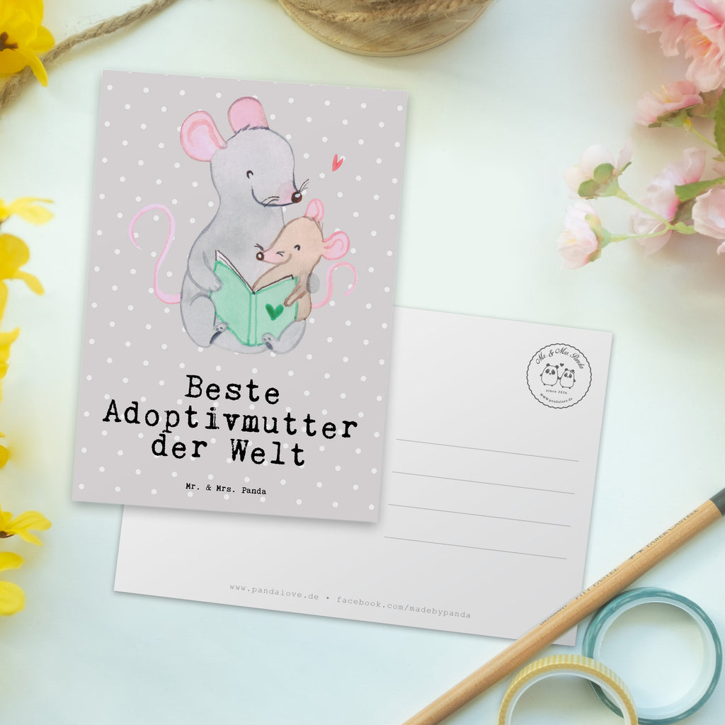 Postkarte Maus Beste Adoptivmutter der Welt Geschenkkarte, Grußkarte, Karte, Einladung, Ansichtskarte, Geburtstagskarte, Einladungskarte, für, Dankeschön, Geschenk, Schenken, Geburtstag, Geburtstagsgeschenk, Geschenkidee, Danke, Bedanken, Mitbringsel, Freude machen, Geschenktipp, Adoptivmutter, Adoptivmama, adoptiert, Mama, Mami, Mutter, Muttertag, Mutti, Ma, Tochter, Sohn, Beste Mama, Beste, Supermama