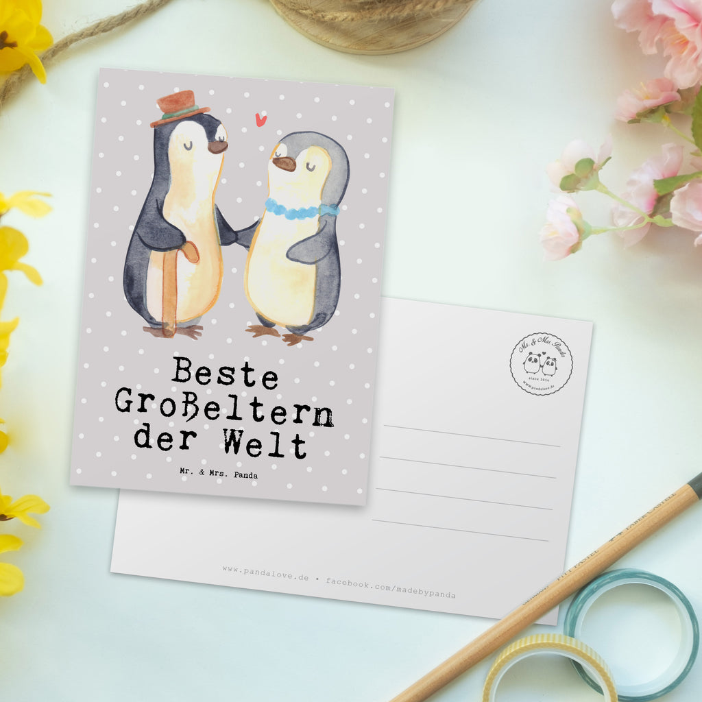 Postkarte Pinguin Beste Großeltern der Welt Geschenkkarte, Grußkarte, Karte, Einladung, Ansichtskarte, Geburtstagskarte, Einladungskarte, Dankeskarte, für, Dankeschön, Geschenk, Schenken, Geburtstag, Geburtstagsgeschenk, Geschenkidee, Danke, Bedanken, Mitbringsel, Freude machen, Geschenktipp, Großeltern, Grosseltern, Großmutter, Großvater, Opa, Omi, Oma, Opi. Großpapa, Großmama, Enkel, Enkelin, Enkelkind, Kleinigkeit, Omma, Ommi, Oppa, Oppi, Bester