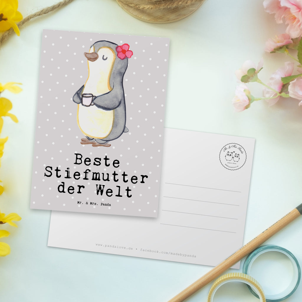 Postkarte Pinguin Beste Stiefmutter der Welt Geschenkkarte, Grußkarte, Karte, Einladung, Ansichtskarte, Geburtstagskarte, Einladungskarte, Dankeskarte, für, Dankeschön, Geschenk, Schenken, Geburtstag, Geburtstagsgeschenk, Geschenkidee, Danke, Bedanken, Mitbringsel, Freude machen, Geschenktipp, Stiefmutter, Stief Mutter, Stiefmama, Mami, Mutter, Muttertag, Mutti, Mama, Tochter, Sohn, Beste