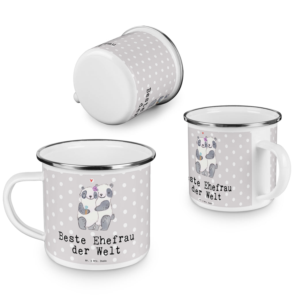 Camping Emaille Tasse Panda Beste Ehefrau der Welt Campingtasse, Trinkbecher, Metalltasse, Outdoor Tasse, Emaille Trinkbecher, Blechtasse Outdoor, Emaille Campingbecher, Edelstahl Trinkbecher, Metalltasse für Camping, Kaffee Blechtasse, Camping Tasse Metall, für, Dankeschön, Geschenk, Schenken, Geburtstag, Geburtstagsgeschenk, Geschenkidee, Danke, Bedanken, Mitbringsel, Freude machen, Geschenktipp, Ehefrau, Beste, Frau, Partnerin, Freundin, Traumfrau, Hochzeit, Liebling, Ehepartner, Ehe, Gattin, Lebensgefährtin, Braut, Kleinigkeit