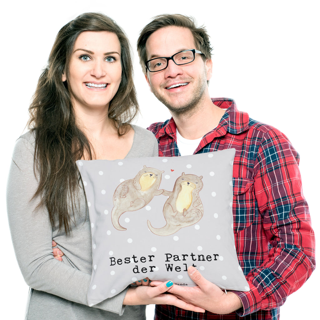 40x40 Kissen Otter Bester Partner der Welt Kissenhülle, Kopfkissen, Sofakissen, Dekokissen, Motivkissen, für, Dankeschön, Geschenk, Schenken, Geburtstag, Geburtstagsgeschenk, Geschenkidee, Danke, Bedanken, Mitbringsel, Freude machen, Geschenktipp, Partner, Ehepartner, Mann, Frau, Ehefrau, Ehemann. Freundin, Freund, Lebensgefährte, Paar, Liebe