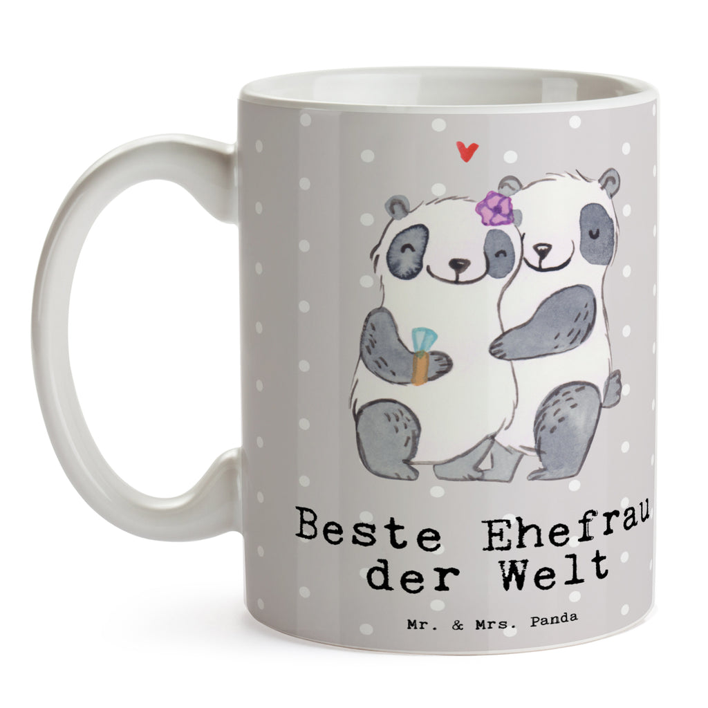 Tasse Panda Beste Ehefrau der Welt Becher, Kaffeetasse, Kaffeebecher, Tee, Frühstück, Büro, für, Dankeschön, Geschenk, Schenken, Geburtstag, Geburtstagsgeschenk, Geschenkidee, Danke, Bedanken, Mitbringsel, Freude machen, Geschenktipp, Ehefrau, Beste, Frau, Partnerin, Freundin, Traumfrau, Hochzeit, Liebling, Ehepartner, Ehe, Gattin, Lebensgefährtin, Braut, Kleinigkeit
