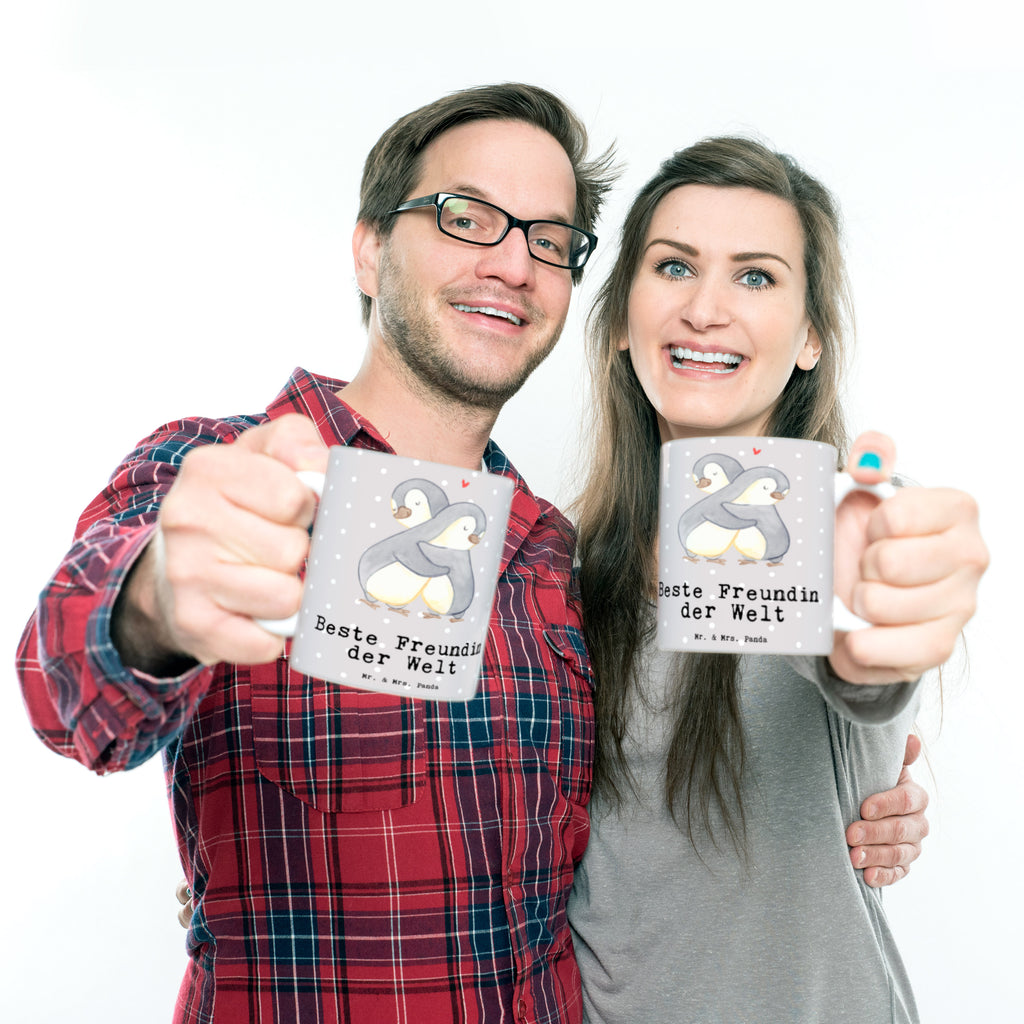 Tasse Pinguin Beste Freundin der Welt Becher, Kaffeetasse, Kaffeebecher, Tee, Frühstück, Büro, für, Dankeschön, Geschenk, Schenken, Geburtstag, Geburtstagsgeschenk, Geschenkidee, Danke, Bedanken, Mitbringsel, Freude machen, Geschenktipp, Freundin, beste Freundin, Ehefrau, Frau, bae, bff, Freundinnen, Jahrestag, Freundschaft. Liebste, beste, Spruch