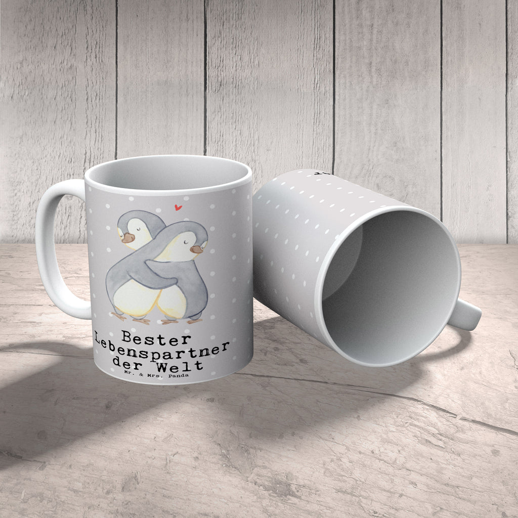 Tasse Pinguin Bester Lebenspartner der Welt Becher, Kaffeetasse, Kaffeebecher, Tee, Frühstück, Büro, für, Dankeschön, Geschenk, Schenken, Geburtstag, Geburtstagsgeschenk, Geschenkidee, Danke, Bedanken, Mitbringsel, Freude machen, Geschenktipp, Lebenspartner, Ehepartner, Partner, Ehemann, Ehefrau, Liebe, Freund, Freundin, Hochzeitstag, verliebt