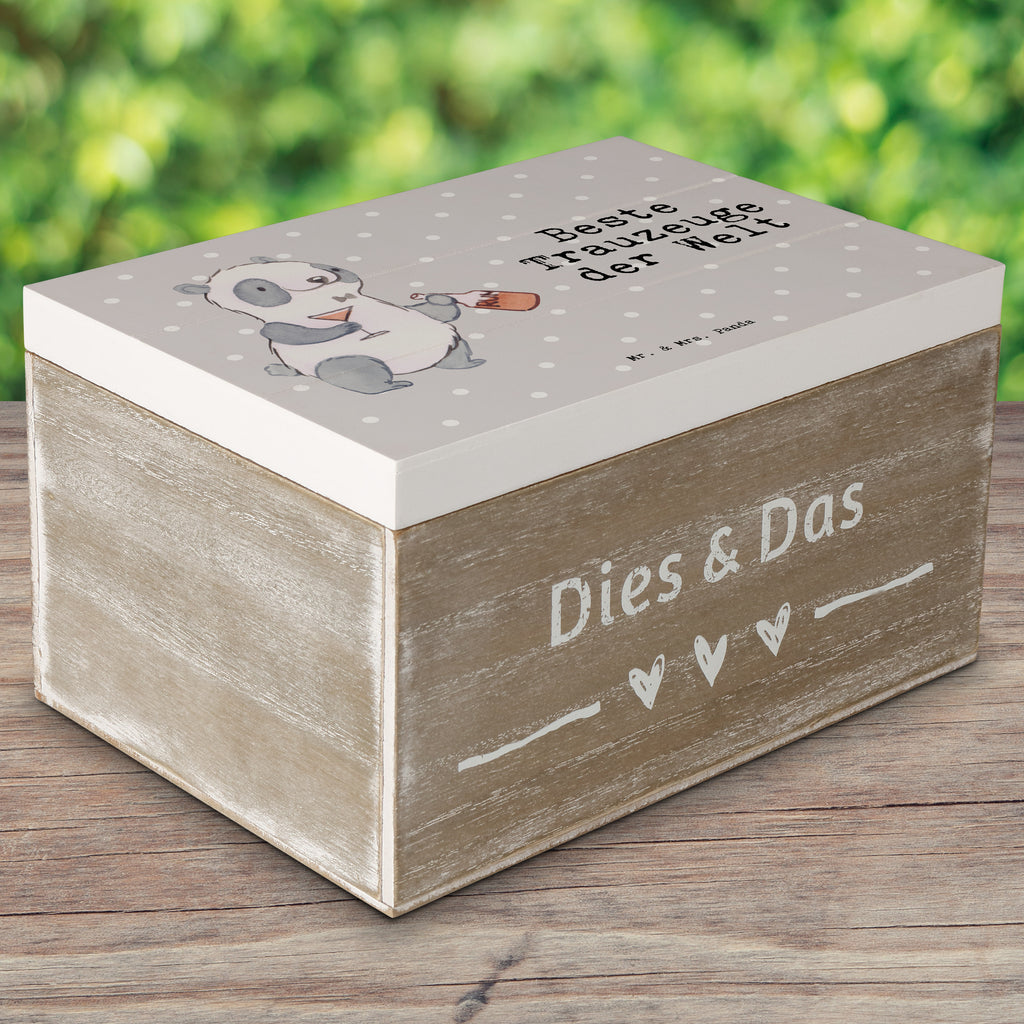 Holzkiste Panda Bester Trauzeuge der Welt Trauzeugen, Trauzeuge, Trauhzeugen, Hochzeit, Heirat, JGA, Trauung, Kirche, Standesamt, Dankeschön, Danke, Standesamt, Braut, Bräutigam Holzkiste, Kiste, Schatzkiste, Truhe, Schatulle, XXL,  Erinnerungsbox, Erinnerungskiste, Dekokiste, Aufbewahrungsbox  für, Dankeschön, Geschenk, Schenken, Geburtstag, Geburtstagsgeschenk, Geschenkidee, Danke, Bedanken, Mitbringsel, Freude machen, Geschenktipp