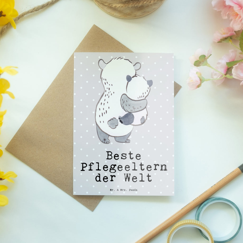 Grußkarte Panda Beste Pflegeeltern der Welt Klappkarte, Einladungskarte, Glückwunschkarte, Hochzeitskarte, Geburtstagskarte, Karte, für, Dankeschön, Geschenk, Schenken, Geburtstag, Geburtstagsgeschenk, Geschenkidee, Danke, Bedanken, Mitbringsel, Freude machen, Geschenktipp, Pflegeeltern, Pflegekind, Adoption, Eltern, Mama, Papa, Mami, Papi, Familie, Elternpaar, Mama und Papa