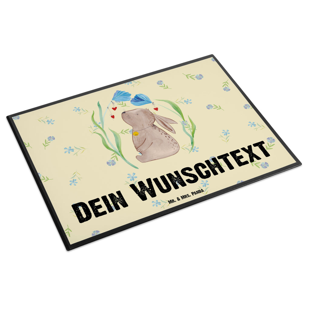 Personalisierte Schreibtischunterlage Hase Blume Personalisierte Schreibunterlage, Personalisierte Schreibtischauflage, Personalisierte Schreibtisch Unterlagen, Schreibunterlage mit Namen, Schreibtischauflage  mit Namen, Schreibtisch Unterlagen mit Namen, Selbst gestalten, Namensaufdruck, Namenspersonalisierung, Ostern, Osterhase, Ostergeschenke, Osternest, Osterdeko, Geschenk zu Ostern, Hase, Kaninchen, Kind, Taufe, Taufgeschenk, Geburt, Schwangerschaft, erstes Kind, Kindergeburtstag, Geburtstag, Hoffnung, Träume