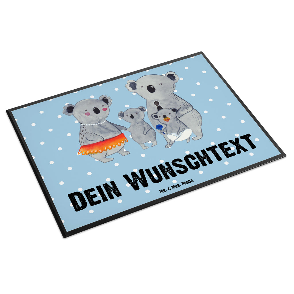 Personalisierte Schreibtischunterlage Koala Familie Personalisierte Schreibunterlage, Personalisierte Schreibtischauflage, Personalisierte Schreibtisch Unterlagen, Schreibunterlage mit Namen, Schreibtischauflage  mit Namen, Schreibtisch Unterlagen mit Namen, Selbst gestalten, Namensaufdruck, Namenspersonalisierung, Familie, Vatertag, Muttertag, Bruder, Schwester, Mama, Papa, Oma, Opa, Koala, Koalas, Family, Kinder, Geschwister, Familienleben