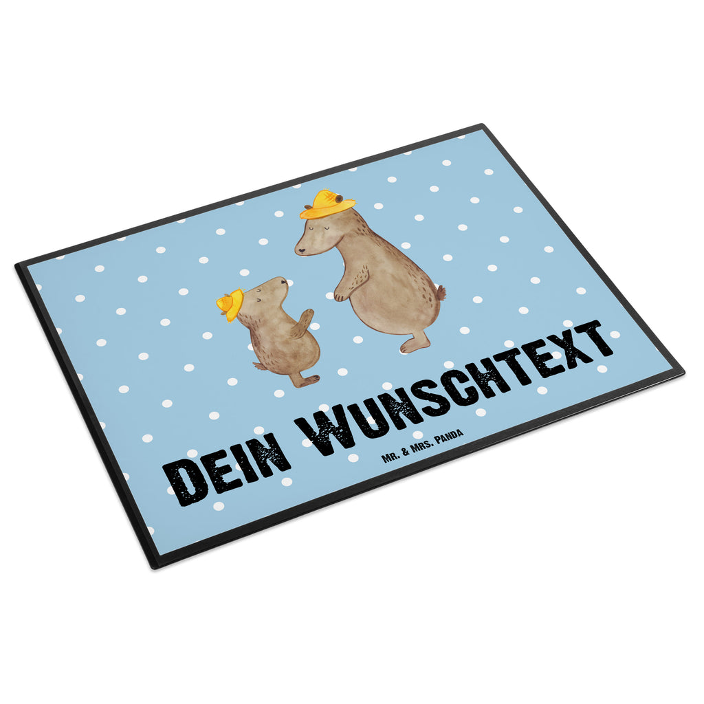 Personalisierte Schreibtischunterlage Bären mit Hut Personalisierte Schreibunterlage, Personalisierte Schreibtischauflage, Personalisierte Schreibtisch Unterlagen, Schreibunterlage mit Namen, Schreibtischauflage  mit Namen, Schreibtisch Unterlagen mit Namen, Selbst gestalten, Namensaufdruck, Namenspersonalisierung, Familie, Vatertag, Muttertag, Bruder, Schwester, Mama, Papa, Oma, Opa, Bär, Bären, Vater, Papi, Paps, Dad, Daddy, Lieblingsmensch, Sohn, Söhne, Kind, Kinder, Vater-Sohn, Family, Vorbild