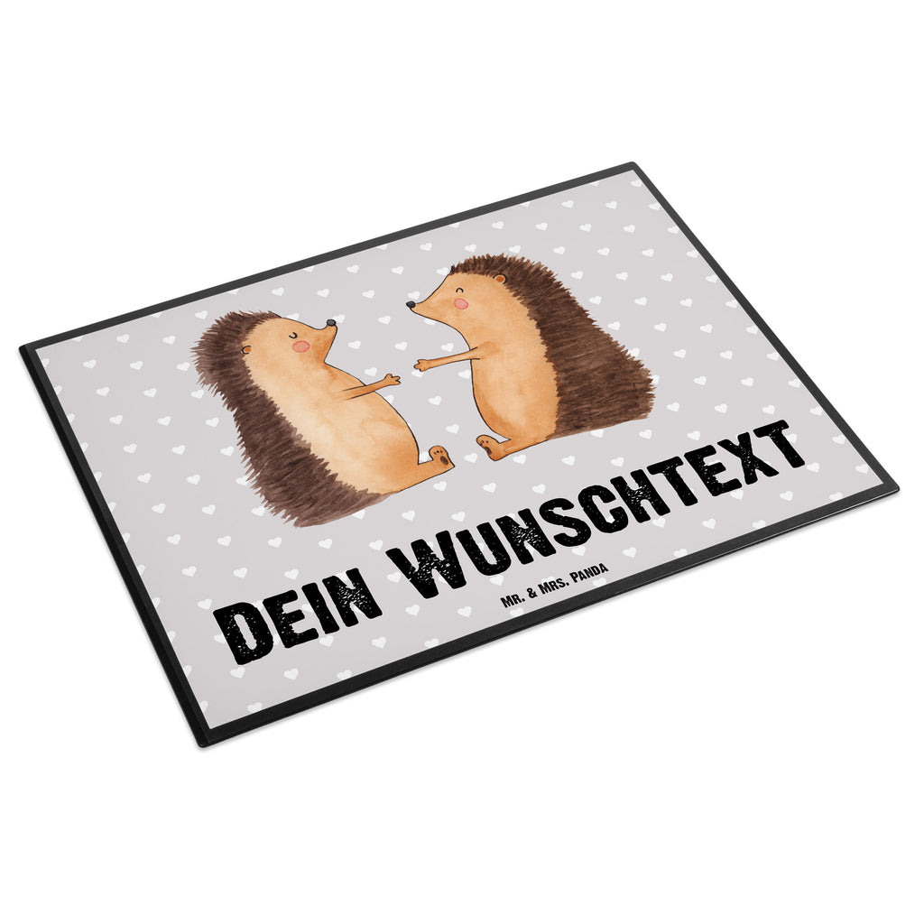 Personalisierte Schreibtischunterlage Igel Liebe Personalisierte Schreibunterlage, Personalisierte Schreibtischauflage, Personalisierte Schreibtisch Unterlagen, Schreibunterlage mit Namen, Schreibtischauflage  mit Namen, Schreibtisch Unterlagen mit Namen, Selbst gestalten, Namensaufdruck, Namenspersonalisierung, Liebe, Partner, Freund, Freundin, Ehemann, Ehefrau, Heiraten, Verlobung, Heiratsantrag, Liebesgeschenk, Jahrestag, Hocheitstag, Verliebt, Verlobt, Verheiratet, Geschenk, Liebesbeweis, Hochzeitstag, Hochzeit, Igel