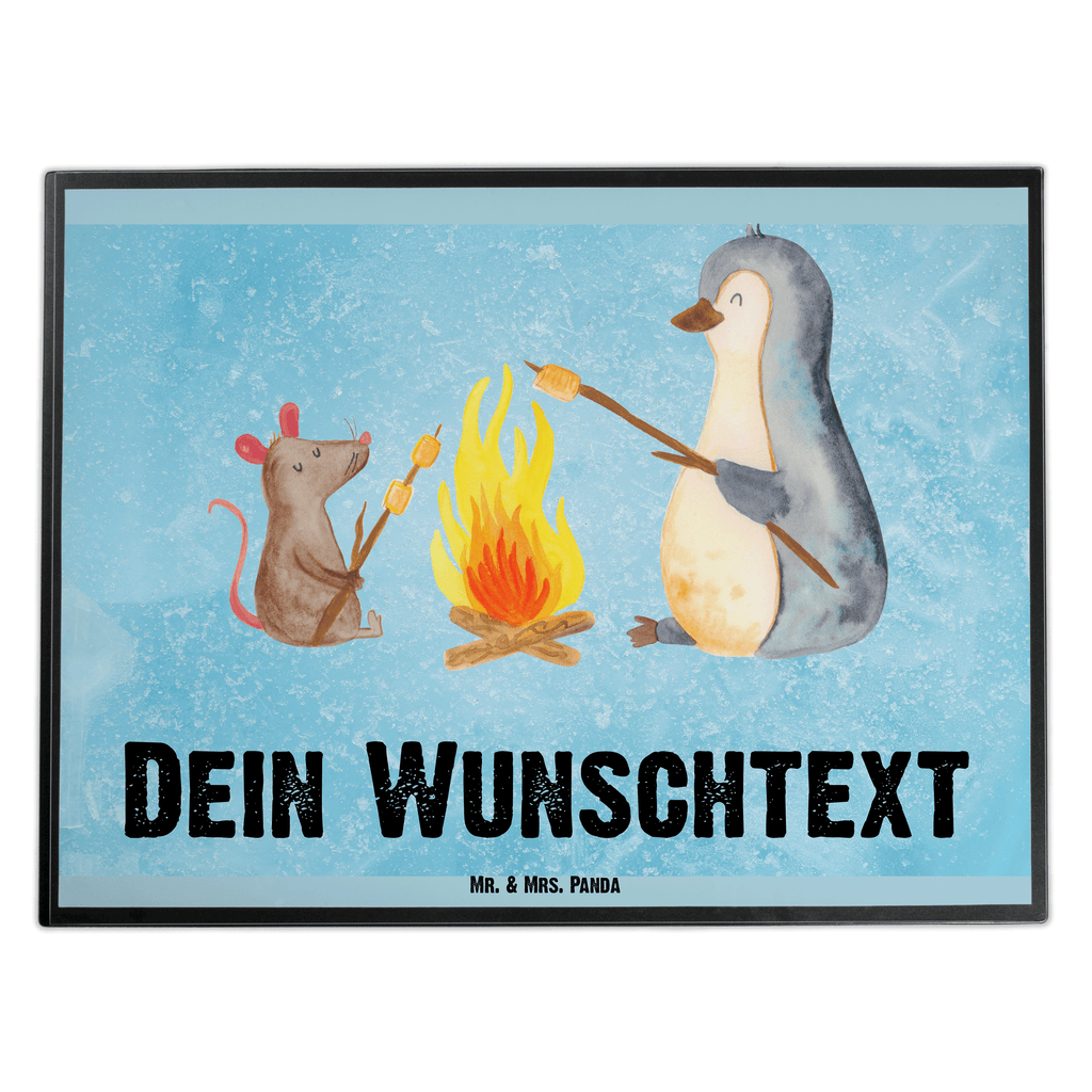 Personalisierte Schreibtischunterlage Pinguin Lagerfeuer Personalisierte Schreibunterlage, Personalisierte Schreibtischauflage, Personalisierte Schreibtisch Unterlagen, Schreibunterlage mit Namen, Schreibtischauflage  mit Namen, Schreibtisch Unterlagen mit Namen, Selbst gestalten, Namensaufdruck, Namenspersonalisierung, Pinguin, Maus, Pinguine, Lagerfeuer, Leben, Arbeit, Job, Motivation, Büro, Büroalltag, Lebensspruch, Lebensmotivation, Neustart, Liebe, grillen, Feuer, Marshmallows