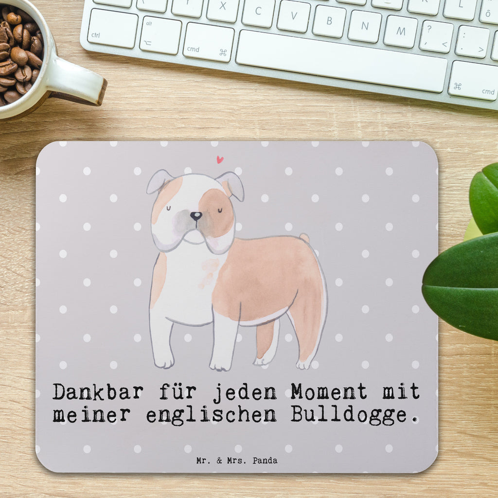 Mauspad Englische Bulldogge Moment Mousepad, Computer zubehör, Büroausstattung, PC Zubehör, Arbeitszimmer, Mauspad, Einzigartiges Mauspad, Designer Mauspad, Hund, Hunderasse, Rassehund, Hundebesitzer, Geschenk, Tierfreund, Schenken, Welpe, Englische Bulldogge, English Bulldog