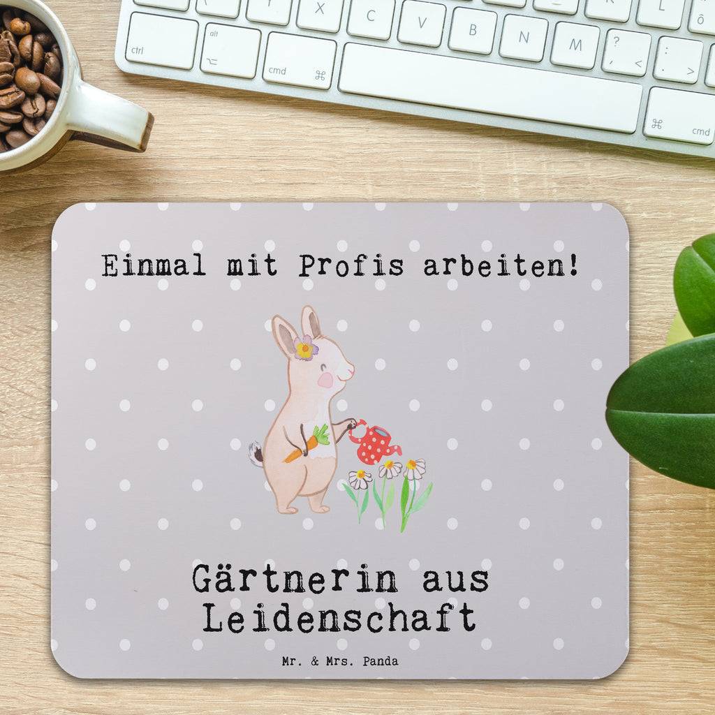 Mauspad Gärtnerin aus Leidenschaft Mousepad, Computer zubehör, Büroausstattung, PC Zubehör, Arbeitszimmer, Mauspad, Einzigartiges Mauspad, Designer Mauspad, Beruf, Ausbildung, Jubiläum, Abschied, Rente, Kollege, Kollegin, Geschenk, Schenken, Arbeitskollege, Mitarbeiter, Firma, Danke, Dankeschön, Gärtnerin, Gartenplaner, Gärtnerei, Gartenbau, Hobbygärtnerin, Garten- und Landschaftsbauerin