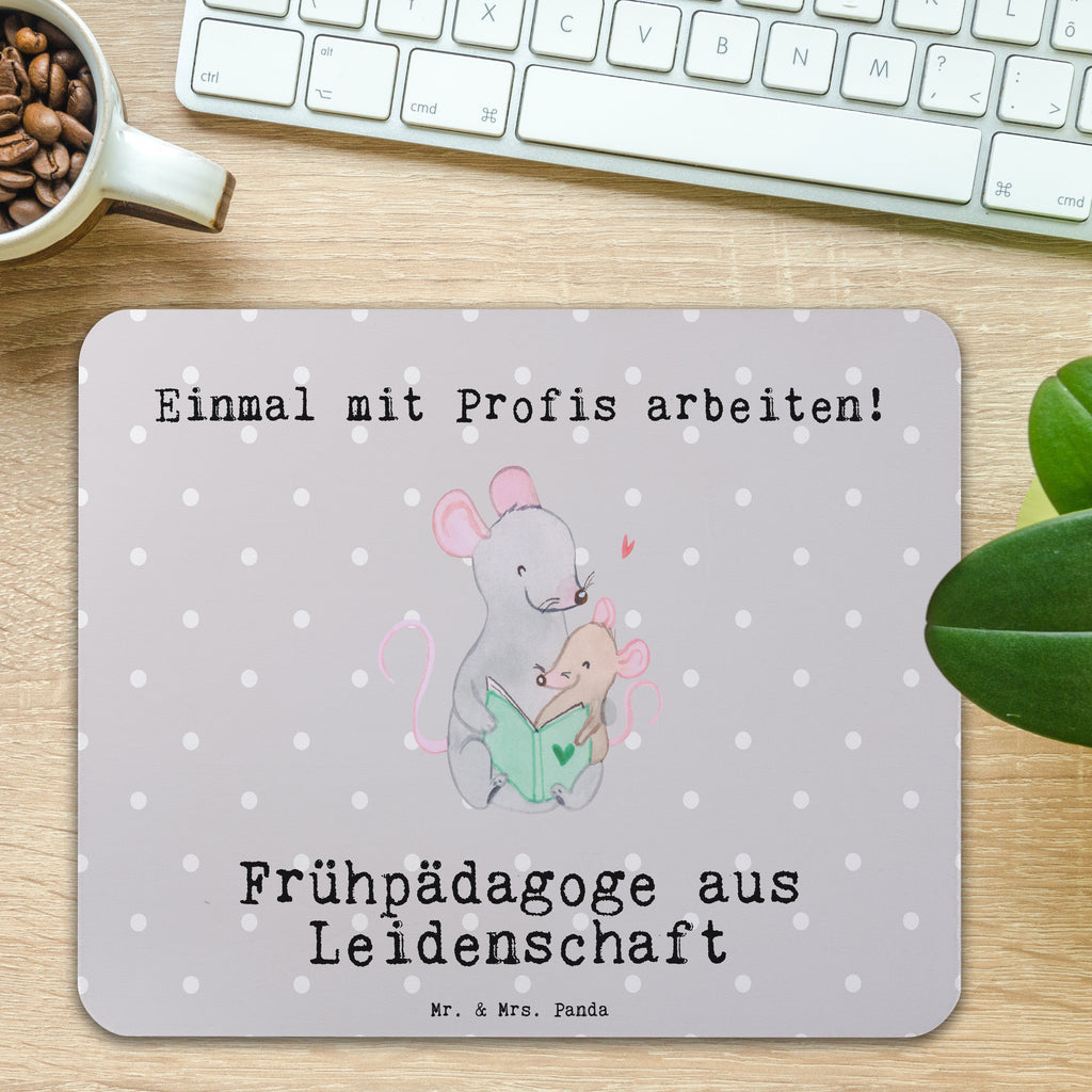 Mauspad Frühpädagoge aus Leidenschaft Mousepad, Computer zubehör, Büroausstattung, PC Zubehör, Arbeitszimmer, Mauspad, Einzigartiges Mauspad, Designer Mauspad, Beruf, Ausbildung, Jubiläum, Abschied, Rente, Kollege, Kollegin, Geschenk, Schenken, Arbeitskollege, Mitarbeiter, Firma, Danke, Dankeschön, Frühpädagoge, Frühpädagogik, Studium
