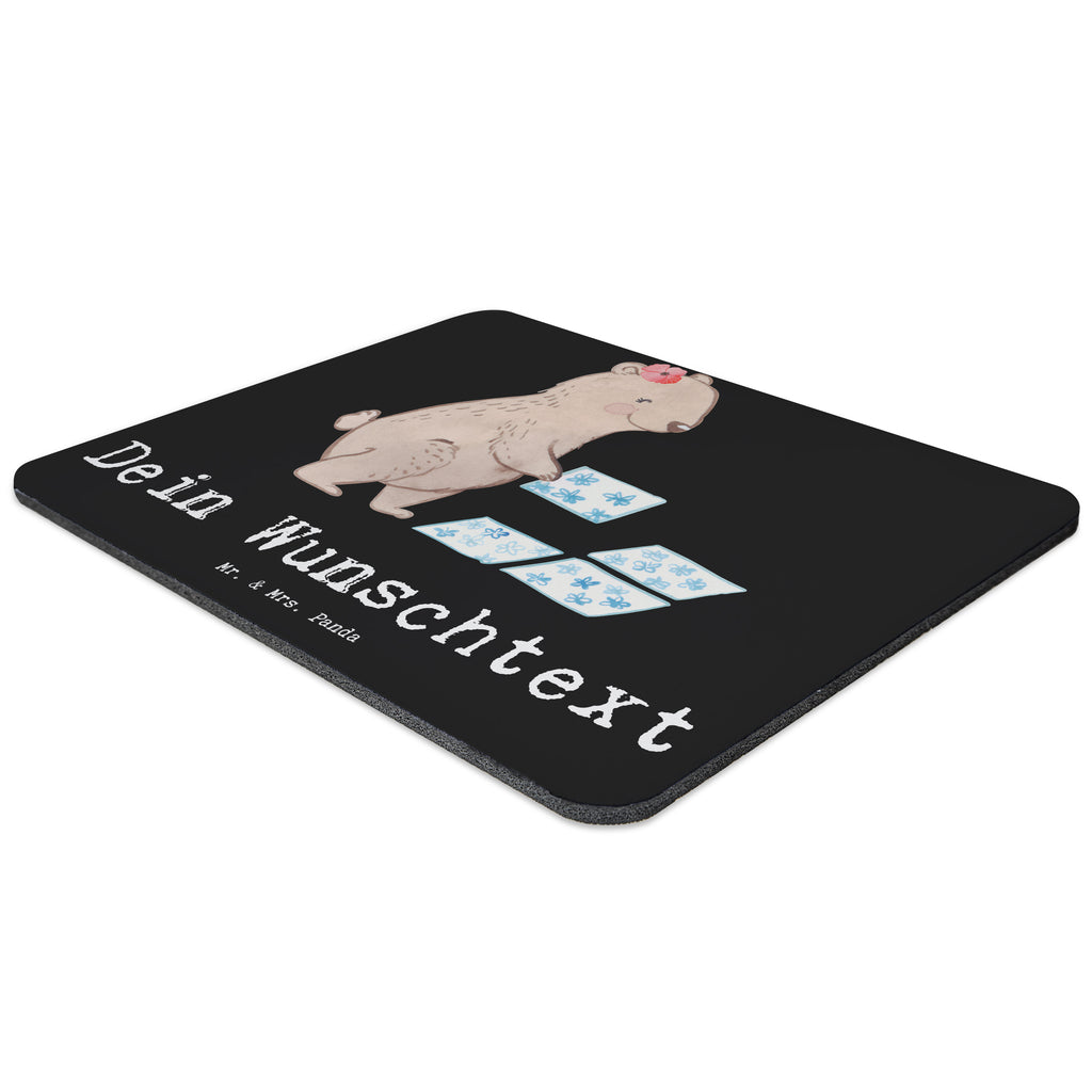 Personalisiertes Mauspad Fliesenlegerin mit Herz Personalisiertes Mousepad, Personalisiertes Mouse Pad, Personalisiertes Mauspad, Mauspad mit Namen, Mousepad mit Namen, Mauspad bedrucken, Mousepad bedrucken, Namensaufdruck, selbst bedrucken, Arbeitszimmer Geschenk, Büro Geschenk, Mouse Pad mit Namen, Selbst bedrucken, Individuelles Mauspad, Einzigartiges Mauspad, Mauspad mit Namen gestalten, Beruf, Ausbildung, Jubiläum, Abschied, Rente, Kollege, Kollegin, Geschenk, Schenken, Arbeitskollege, Mitarbeiter, Firma, Danke, Dankeschön, Fliesenlegerin, Gesellenprüfung, Fliesenlegermeisterin, Fliesenlegerbetrieb, Fliesenfachhandel, Handwerk