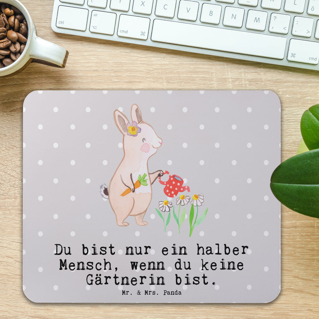 Mauspad Gärtnerin mit Herz Mousepad, Computer zubehör, Büroausstattung, PC Zubehör, Arbeitszimmer, Mauspad, Einzigartiges Mauspad, Designer Mauspad, Beruf, Ausbildung, Jubiläum, Abschied, Rente, Kollege, Kollegin, Geschenk, Schenken, Arbeitskollege, Mitarbeiter, Firma, Danke, Dankeschön, Gärtnerin, Gartenplaner, Gärtnerei, Gartenbau, Hobbygärtnerin, Garten- und Landschaftsbauerin