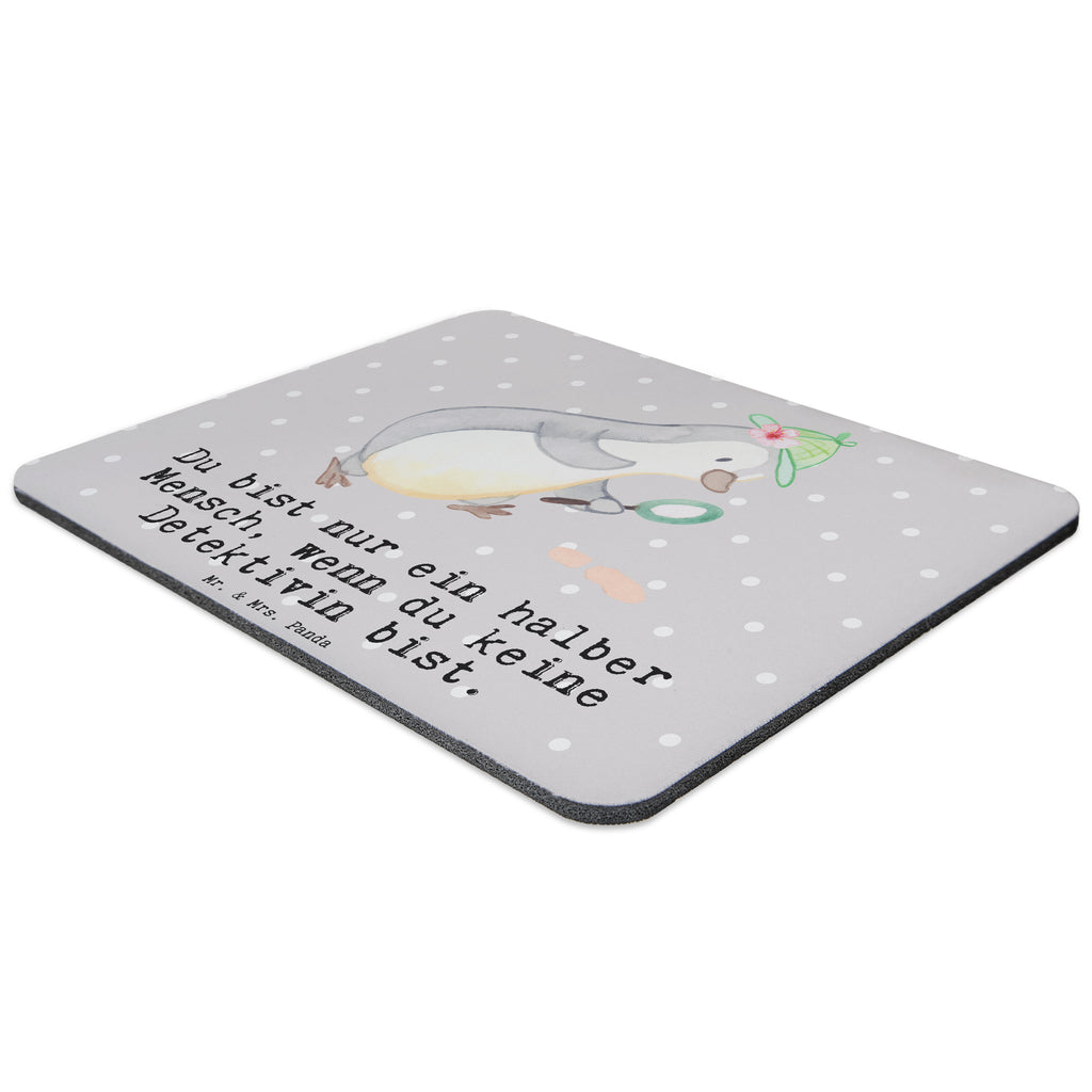 Mauspad Detektivin mit Herz Mousepad, Computer zubehör, Büroausstattung, PC Zubehör, Arbeitszimmer, Mauspad, Einzigartiges Mauspad, Designer Mauspad, Beruf, Ausbildung, Jubiläum, Abschied, Rente, Kollege, Kollegin, Geschenk, Schenken, Arbeitskollege, Mitarbeiter, Firma, Danke, Dankeschön, Detektivin, Ermittlerin, Agentin, Privatdetektei, Berufsdetektivin, Wirtschaftsdetektei, Detektivausbildung, Spurensuche